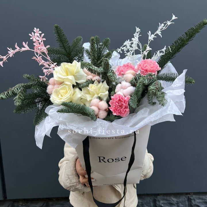 Цветочная сумка с нобилисом в Омске