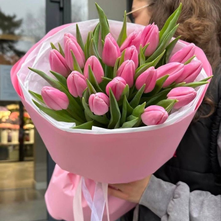  19 розовых тюльпанов в Омске