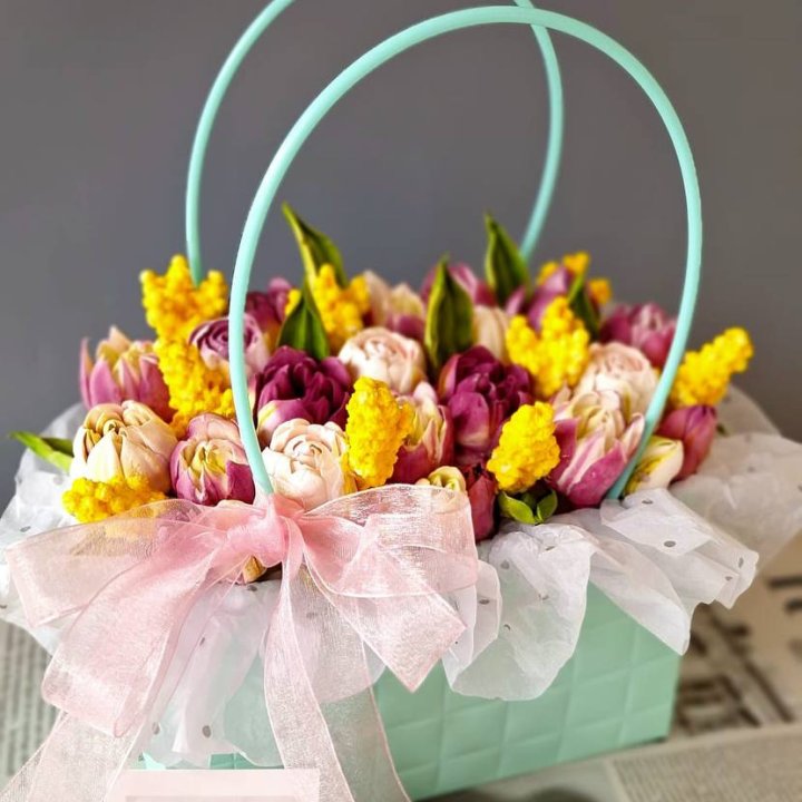 Тюльпаны в сумочке из зефира в Омске