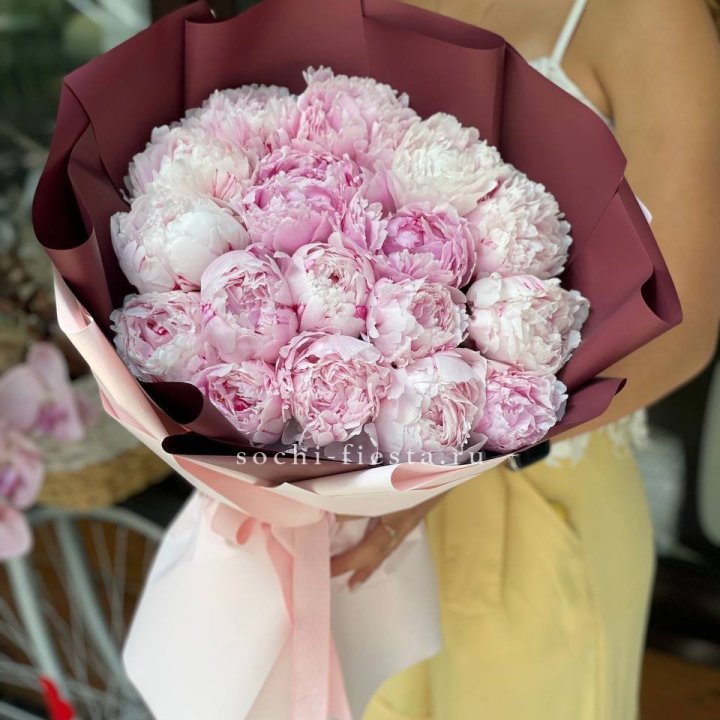 Букет с пионами №5 в Омске