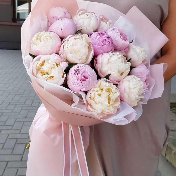 Букет пионов "Маршмелоу" в Омске