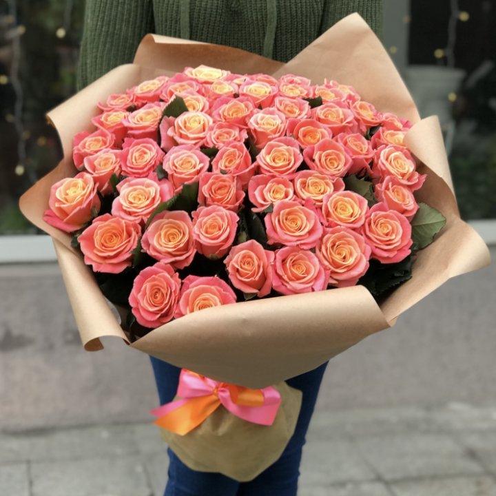 55 роз мисс пигги в Омске