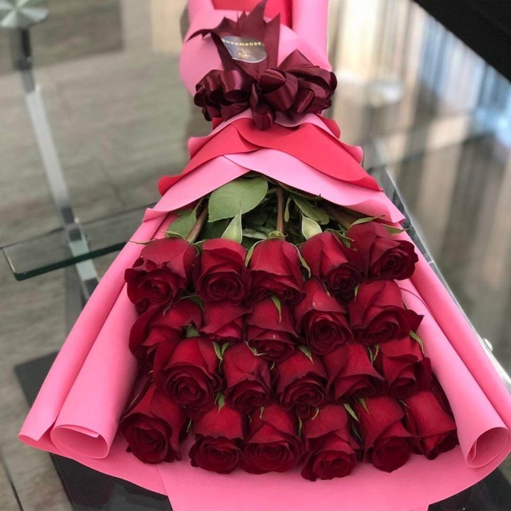 21 красная роза "Элеганс" в Омске