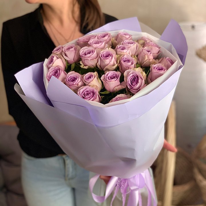 Букет роз Lullaby в Омске