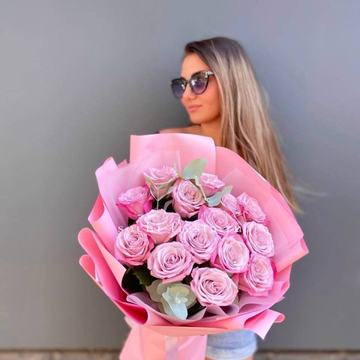 Букет розовых роз 2 в Омске