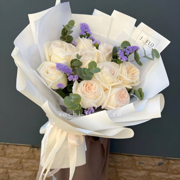 Букет из роз Вайт охара в Омске