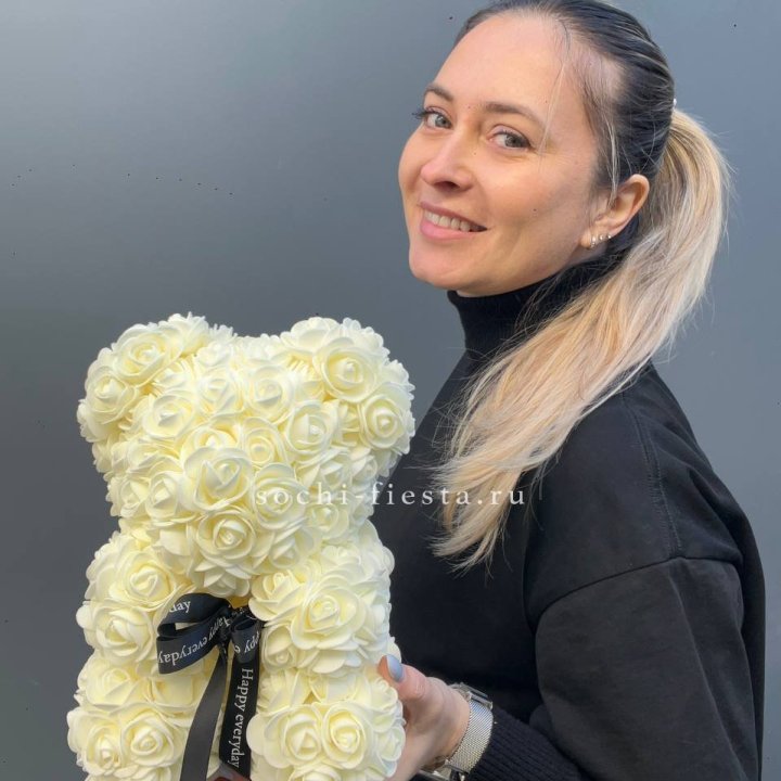 Игрушка медведь белый в Омске