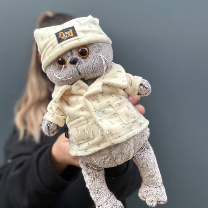 Кот Басик в пижаме в Омске