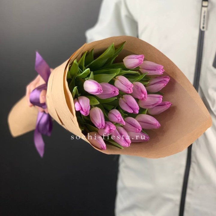 19 розовых  тюльпанов в Омске