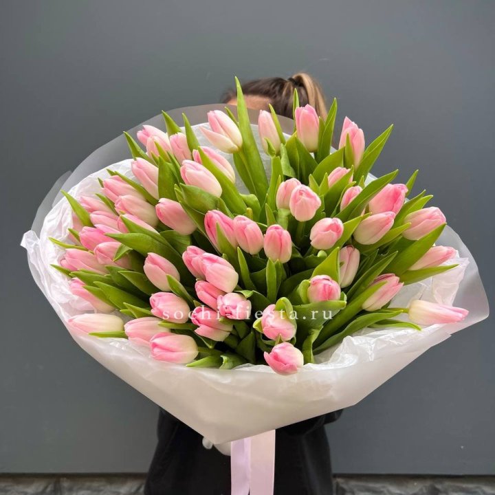 Букет тюльпанов нежно-розовых в Омске