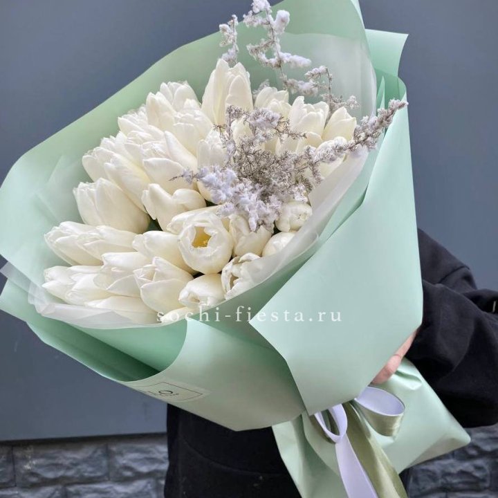 Букет белых тюльпанов "Бьянко" в Омске