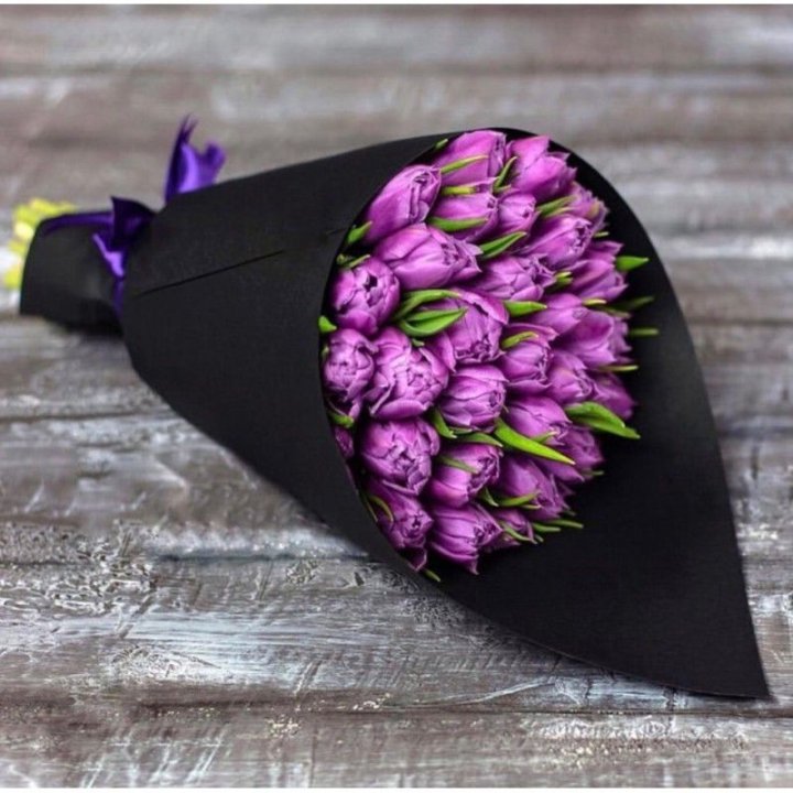 Пионовидные тюльпаны блэк в Омске