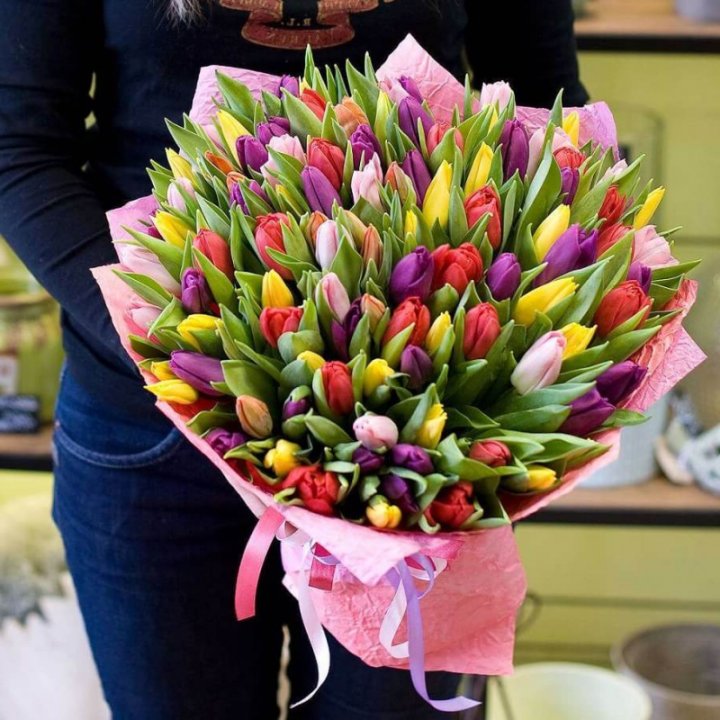 101 тюльпан "Джуси" в Омске